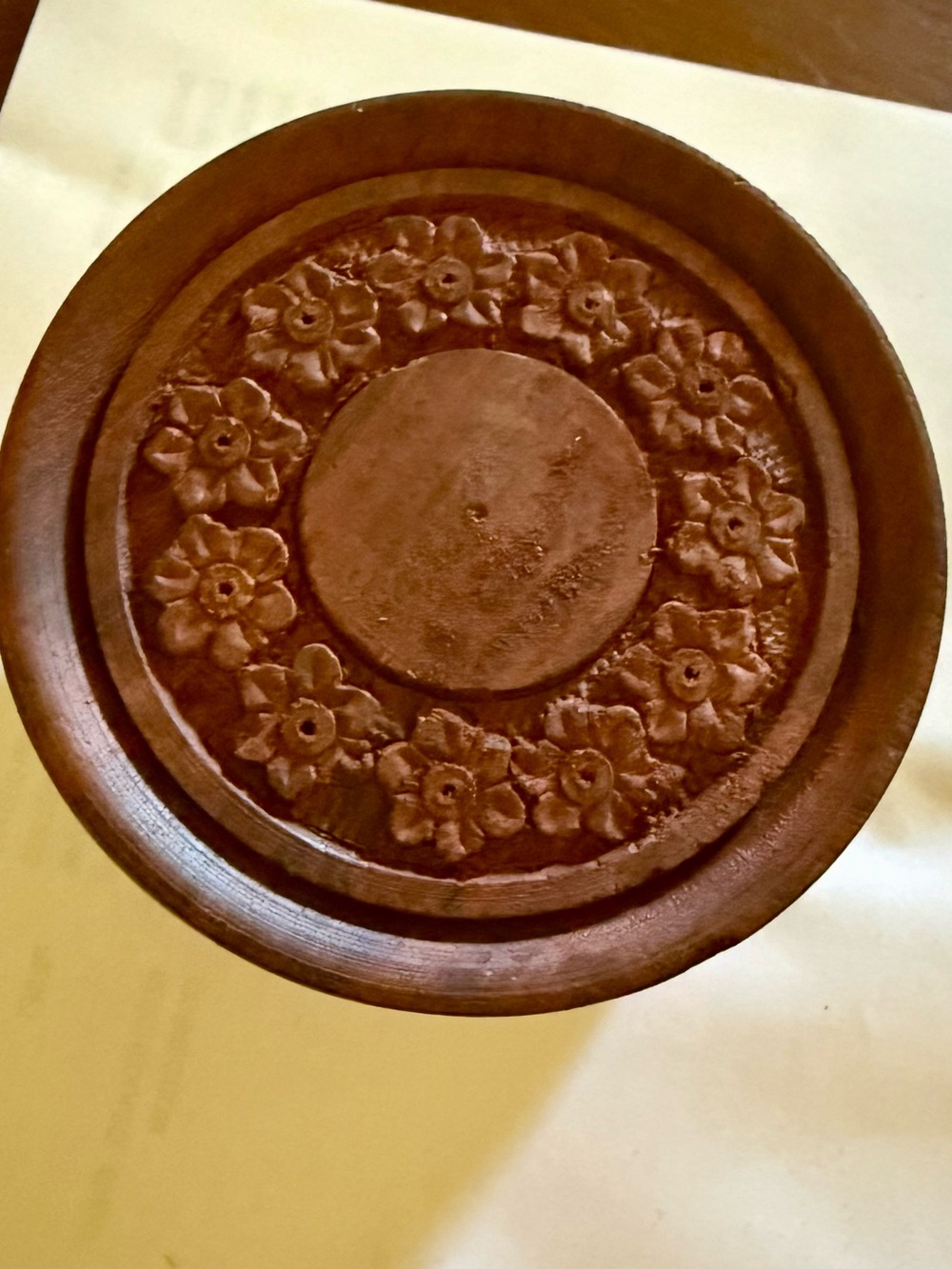 Carved Wooden Floral Round Set of Coasters